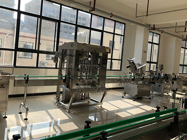 灌装生产线