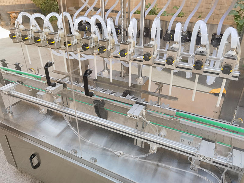 天津灌装生产线