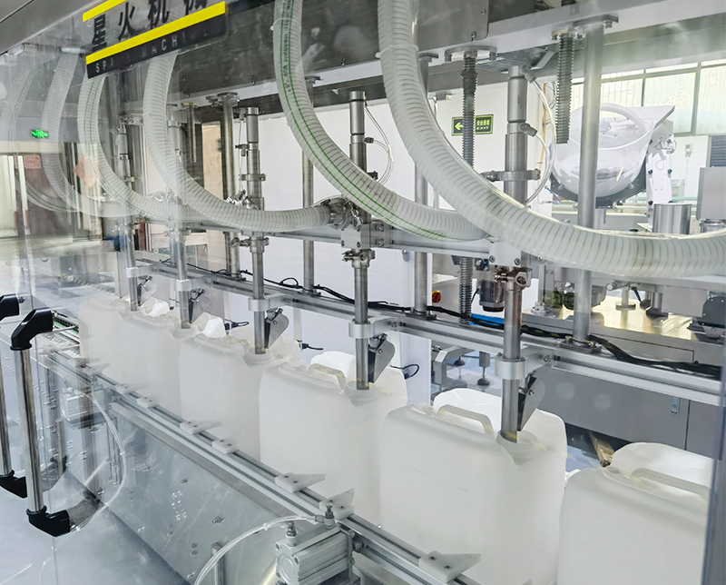 化工桶称重灌装旋盖生产线